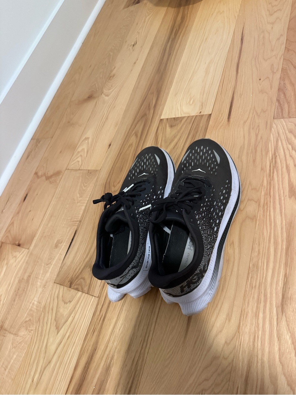 Women’s Black and White Athletic Running Shoes - Cushioned Support